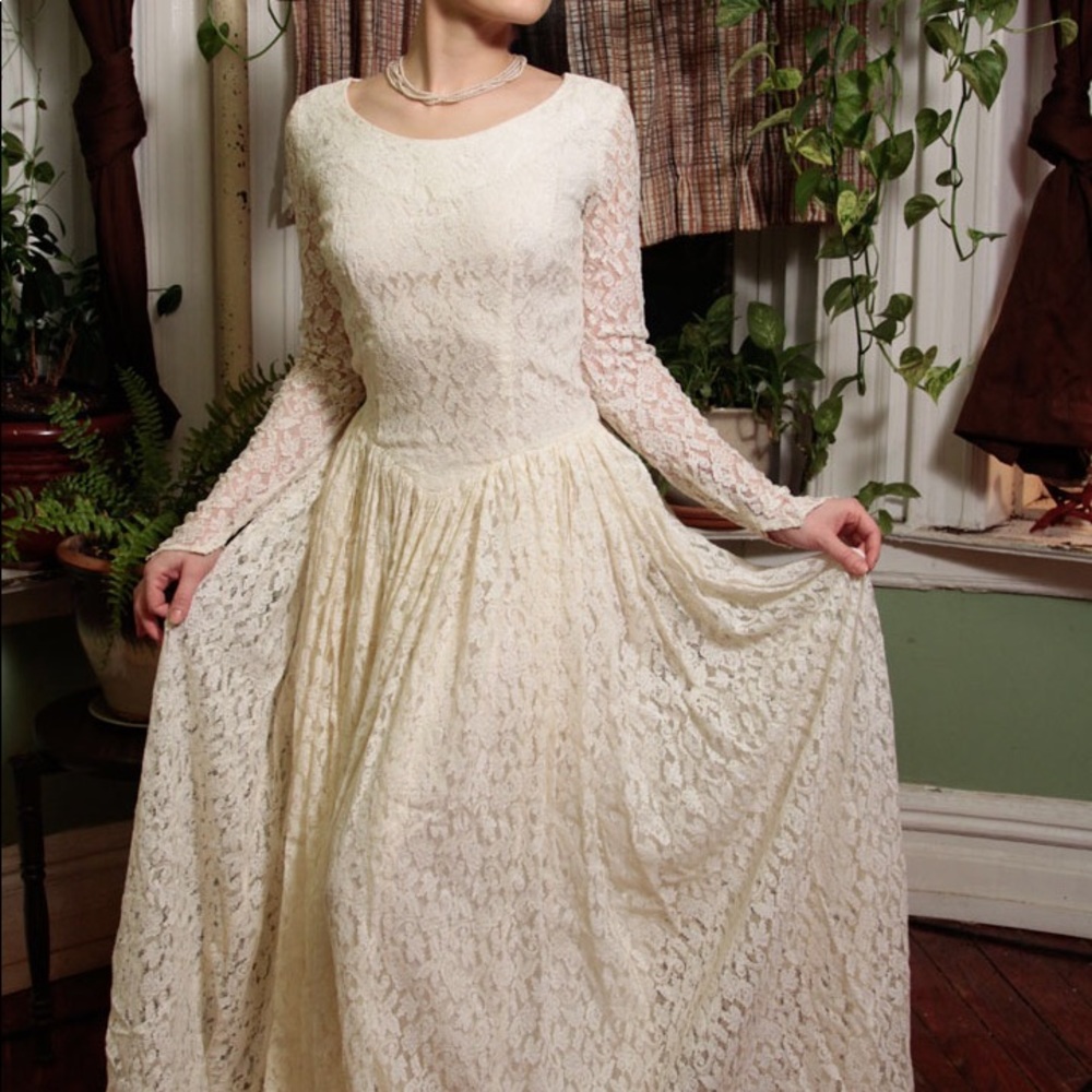 1950s Vintage Lace Bridal Gown